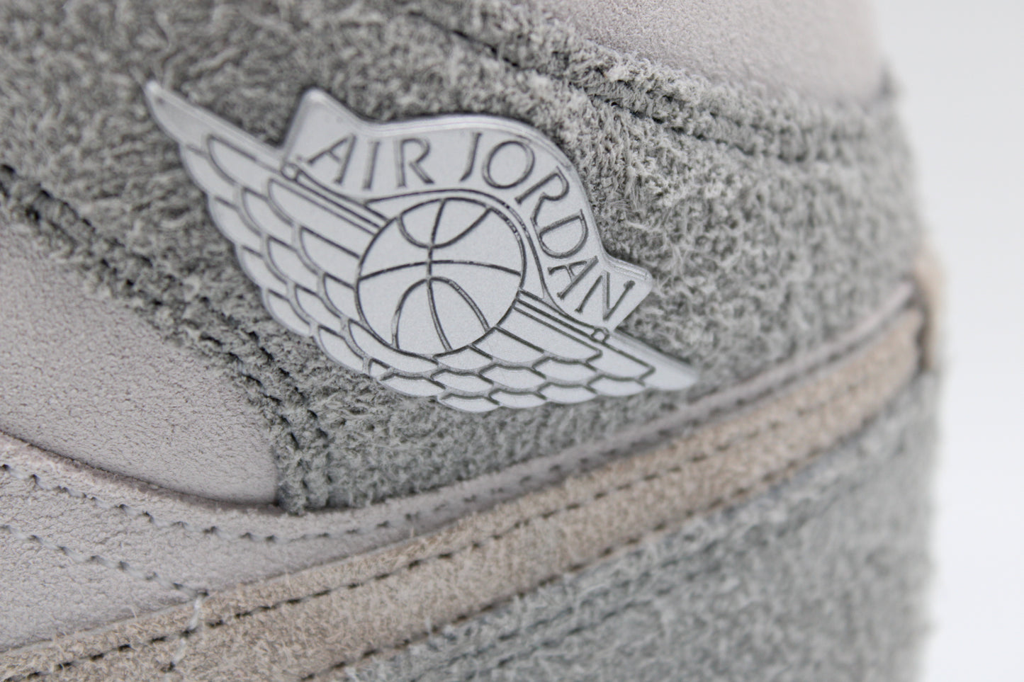 Air Jordan 1 Mid SE Particle Grey